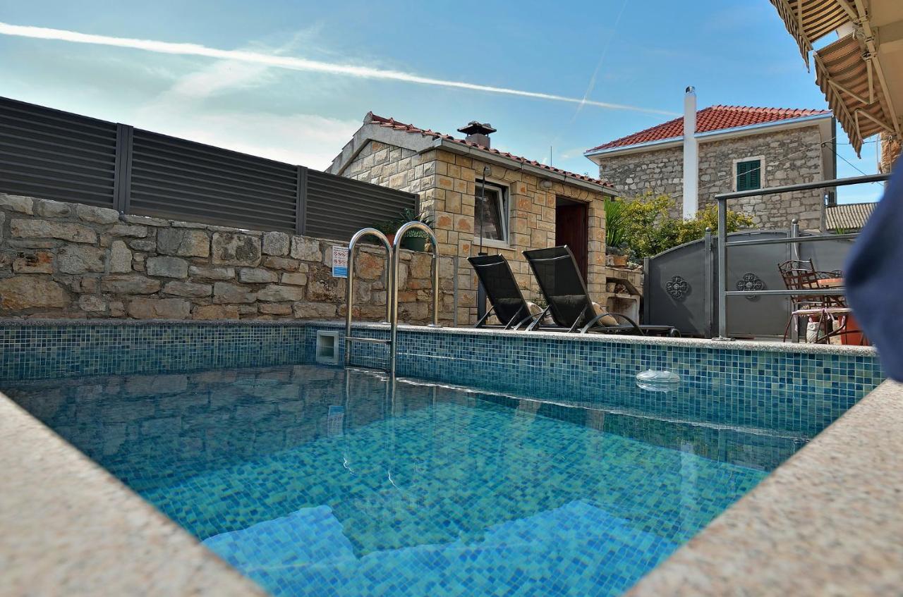 House Tihana Donje Selo na Šolti Exteriér fotografie