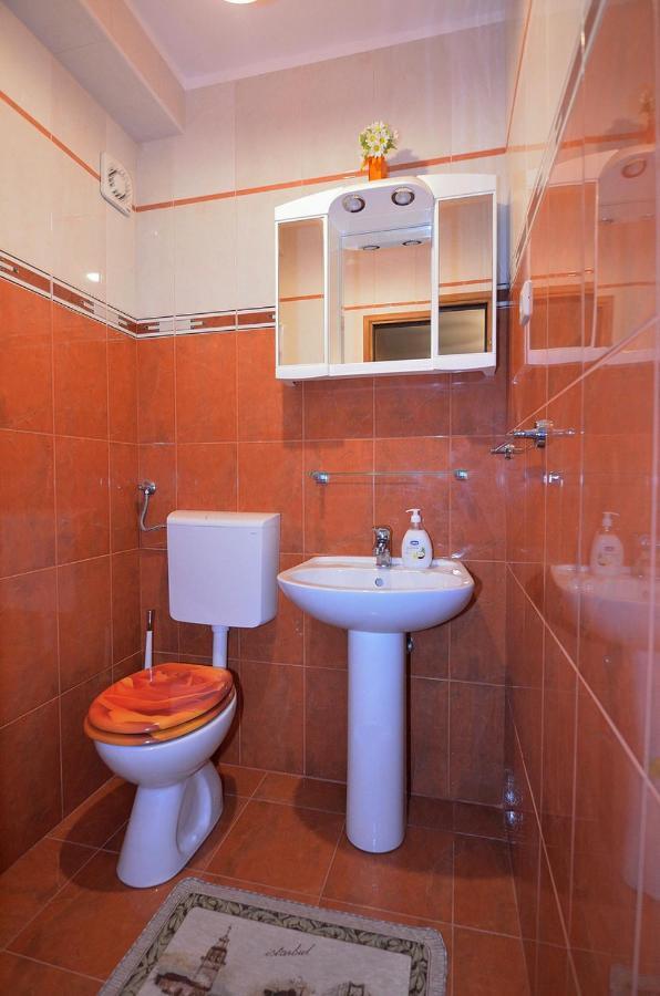 House Tihana Donje Selo na Šolti Exteriér fotografie
